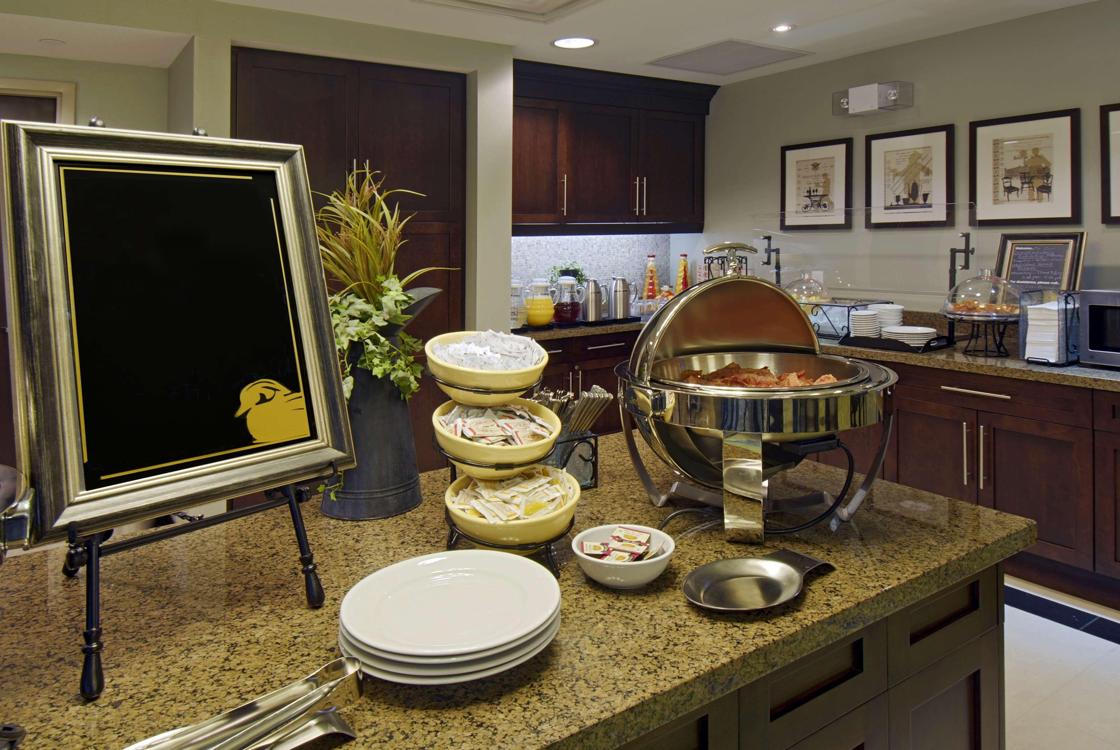 Homewood Suites By Hilton Toronto-Markham Restaurant photo